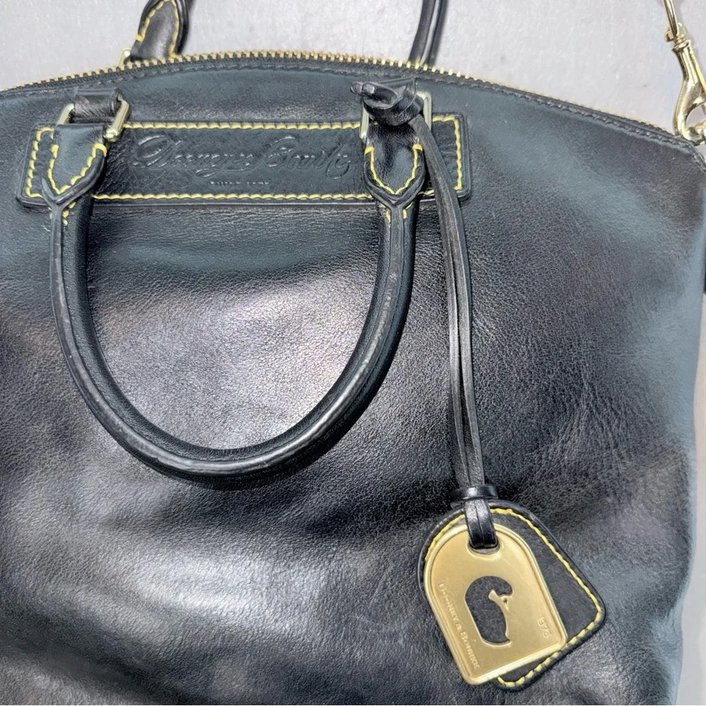 Dooney & Bourke women’s Florentine Vacchetta black leather Satchel shoulder bag